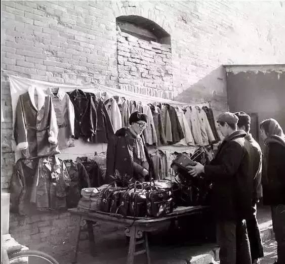 50、60、70、80年代春节老照片,简单而珍贵的