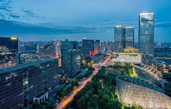 送钱送房送户口！昆明也加入抢人大战，拼得过其他城市吗？