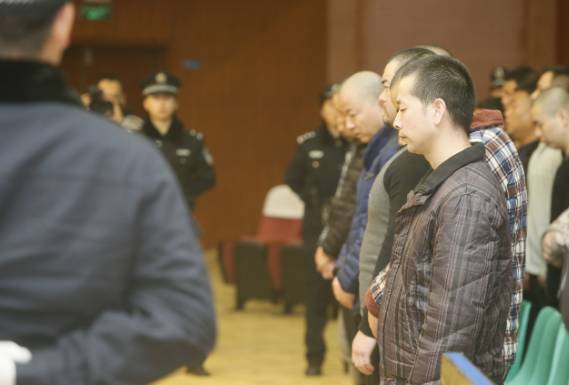 2004年-2011年,以朱群羊为首的黑社会性质组织,长期在周至,户县(现为