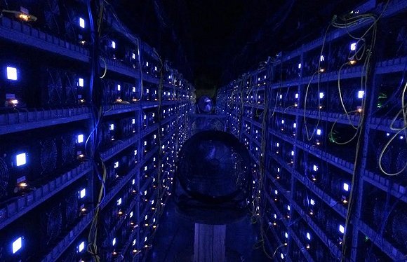 算力巢矿场,图片来源:比特大陆官网一