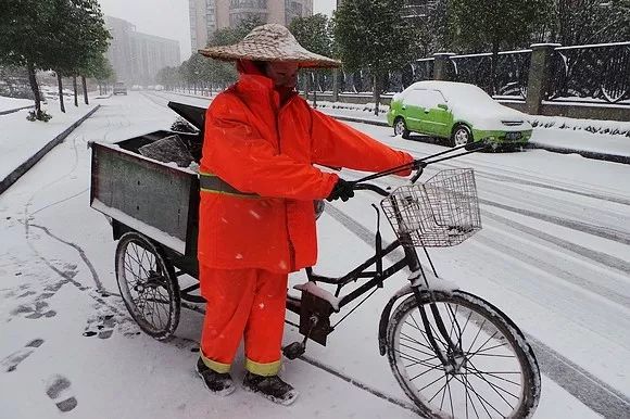 注意！！当代海军要给你们送纪念品，还有《红海行动》电影票……
