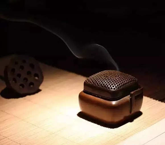 品一室清香携一段时光 香遇华龙享静心之美|