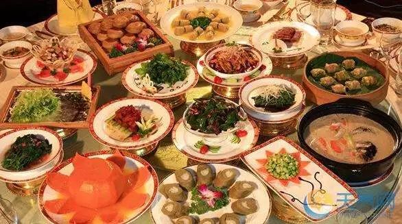 年夜饭丨节日餐桌上,听主菜主食饮品念念"健康经"