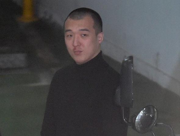 1514878918701563.jpg 北检今召开侦结记者会,将周泓旭依涉犯“国安法”追加起诉,并案高等法院审理。(图片来源:台媒)