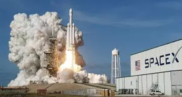 马斯克向“太空年代”致敬，马斯克难以复制 <wbr>