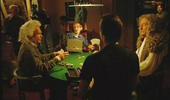 夜思 l 宇宙网红霍金,都在讲他的神性,我们聊