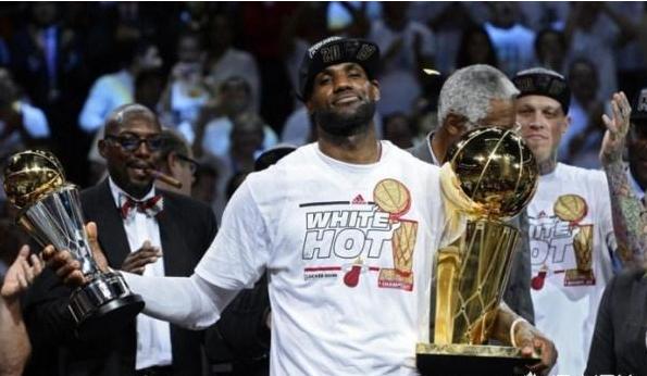 詹姆斯总冠军相关探讨 yEfL-fyrswmt9342290.jpg