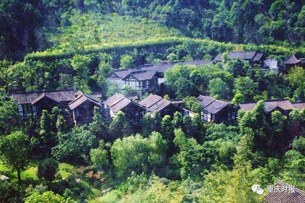 重庆的这座山曾与青城山、峨眉山齐名,马云每