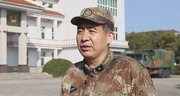 东部战区陆军第72团体军政委王文全少将 八一电视 视频截图