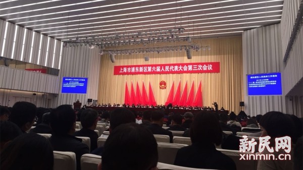 浦东新区gdp突破7000亿元_上海浦东GDP首破万亿元大关