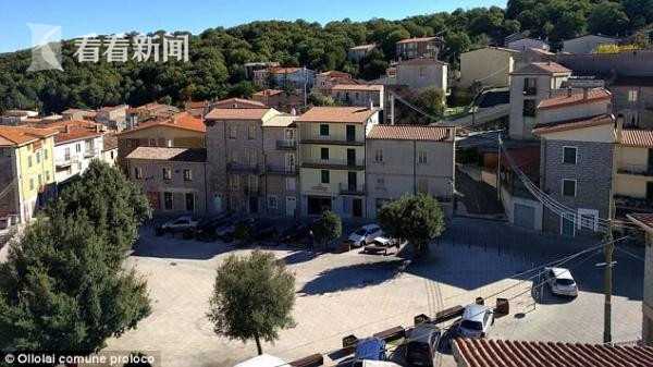 为防变鬼城意大利小镇房屋只卖8块钱 但有个陷
