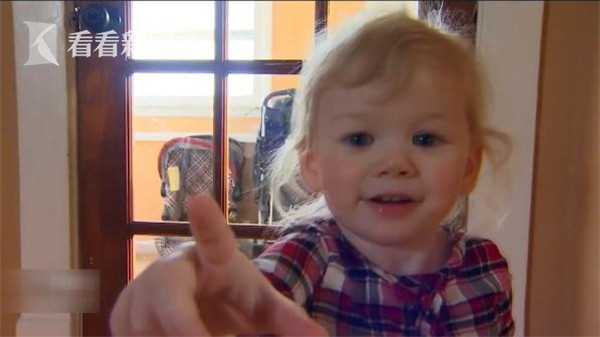 视频|对水过敏!这个宝宝不能哭不能洗澡 全球仅50例