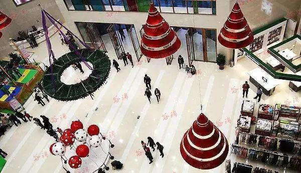 我周围的党员干部,都没有收到禁止过圣诞节的