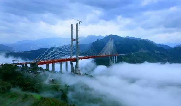 水盘高速北盘江大桥—世界跨径最大的预应力混凝土斜腿刚构桥,2013