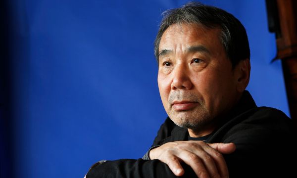 村上春树《刺杀骑士团长:穿梭于现实世界与隐喻世界