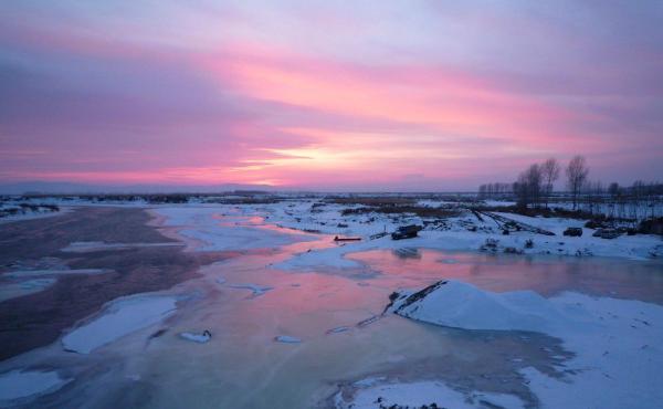 嫩江松花江黑龙江已全线平稳封江,黑龙江今年