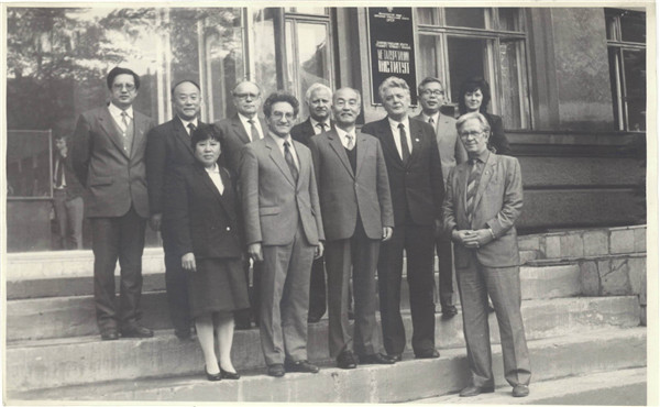 愧天地--追记中国工业生态学之父、东北大学教