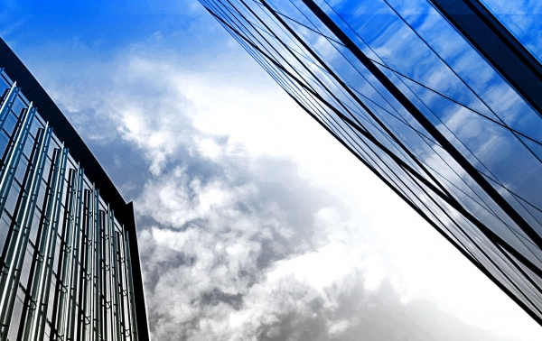 IDC:2021年全球整体云收入将突破5540亿美