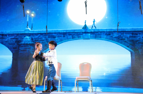 冰雪奇缘英文芭蕾舞剧在京隆重举办|冰雪奇缘