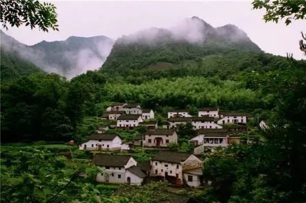 ȻԱγ30ȵسٴ塭