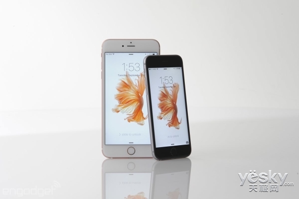 苹果就降频门事件道歉 带动第三方客流|苹果|电