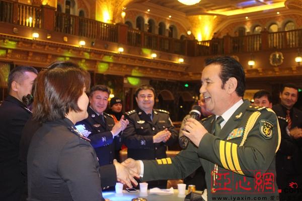 新疆青少年发展基金会爱心警察专项基金成立暨