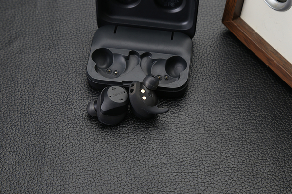 ?5款热门真·无线耳机对比评测|苹果|捷波朗|E