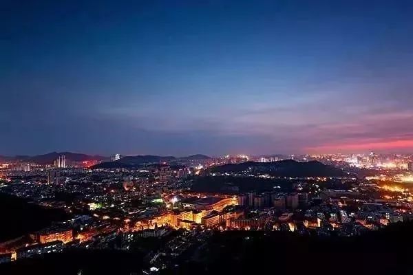 抢先看,泉城夜宴惊艳登场!这居然真的是济南!|