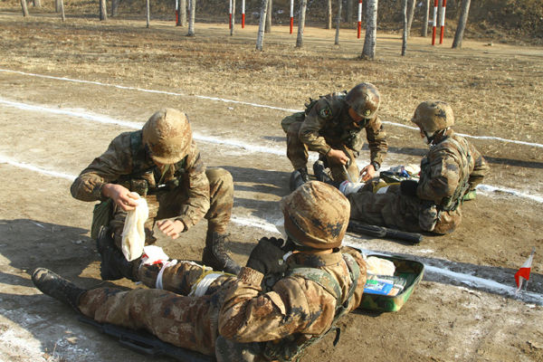 陆军特战部队实战化训练向精确作战升级转型