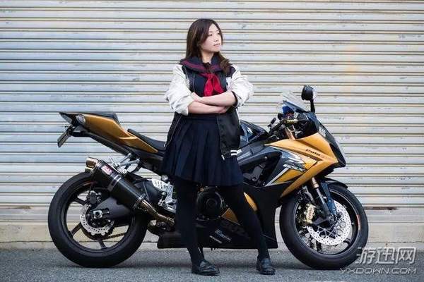 日本萌妹Coser自曝黑历史 肥猪女为COS梦瘦身成美少女