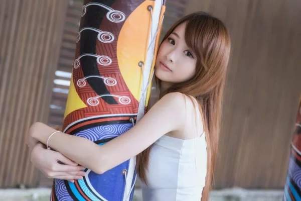 台湾护士正妹福利美照 清纯甜美笑容无辜,最爱lol