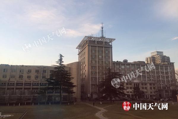 今晨,北京天气晴朗。