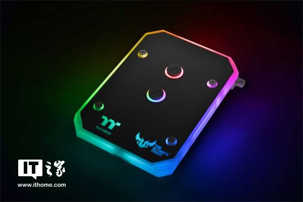 TT发布一体式水冷头:256色RGB,华硕主板独享