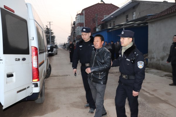 投降吧老赖,和县法院凌晨突袭势不可挡