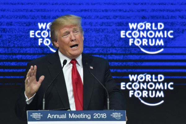外媒:特朗普达沃斯兜售美国优先 想与世界做