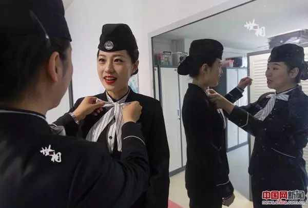 世相 | 溥仪曾住过的伪满洲国皇宫,现在活跃着这