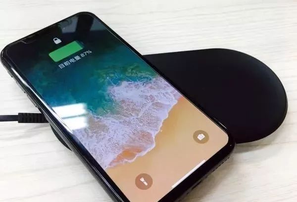 央视财经频道:iPhoneX曝出新Bug 接电话时手机最多延迟10秒