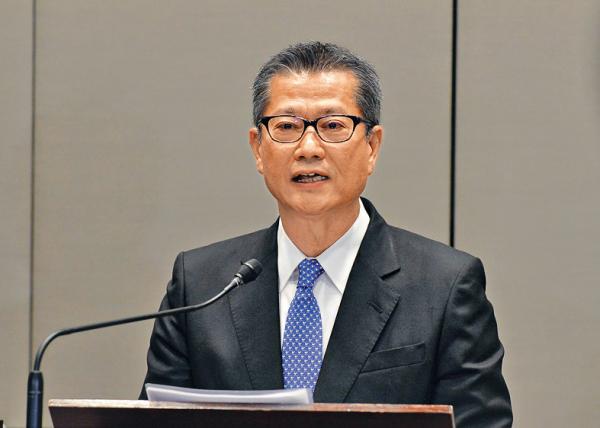 香港市民收入_楼市涨太猛市民怨气多？香港出六大＂辣招＂调控