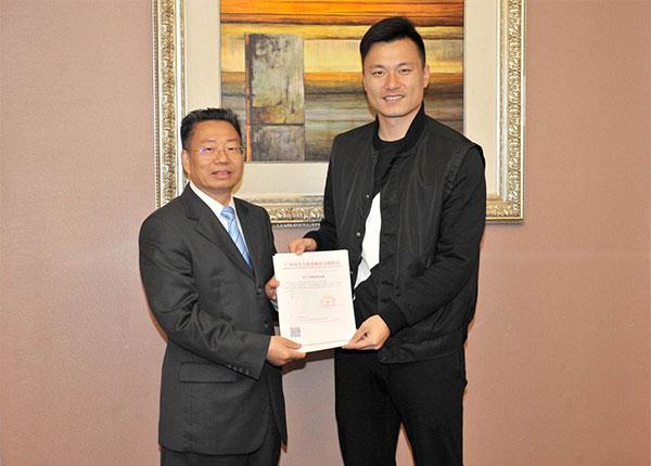 深圳外来人口落户曹蓓_深圳外来人口图(2)