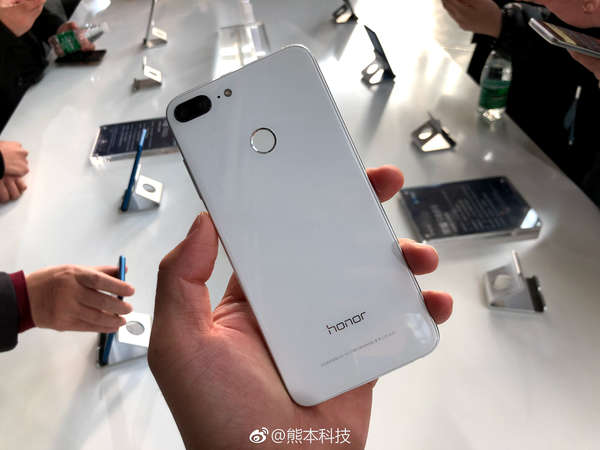 荣耀9青春版怎么样 四种配色风格任你选!|荣耀