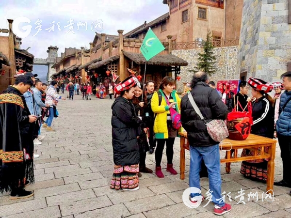 天冷人气旺!2018年元旦节小长假第一天,贵州省