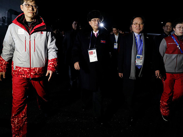 ͼʴŵִ˴壬Ůѡִɫë