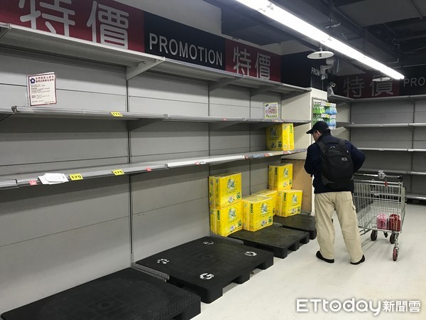 一空的货架(来源:东森新闻云)