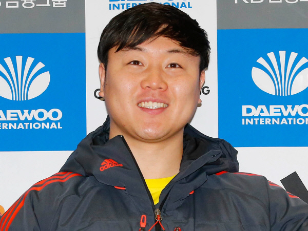 韩国有舵雪橇选手元润钟