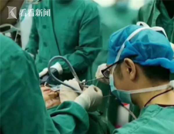 嗽难治愈 竟是被一粒花生卡喉20天|咳嗽|川崎病