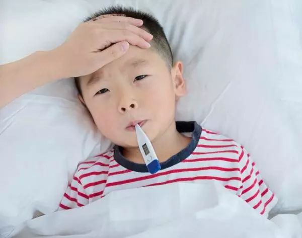 【真相】流感来了,孩子发烧要不要吃药?要不要