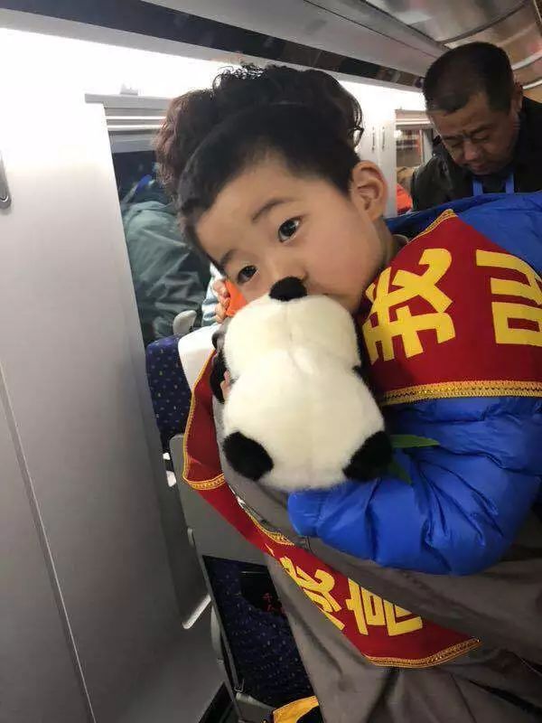 西成一线牵 | 西成高铁今日开通 小布亲测:4小时