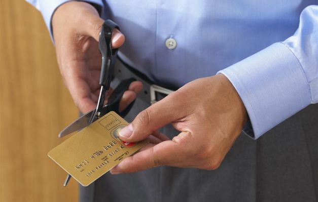 银行卡长期不使用,里面没钱也没注销,会有什么