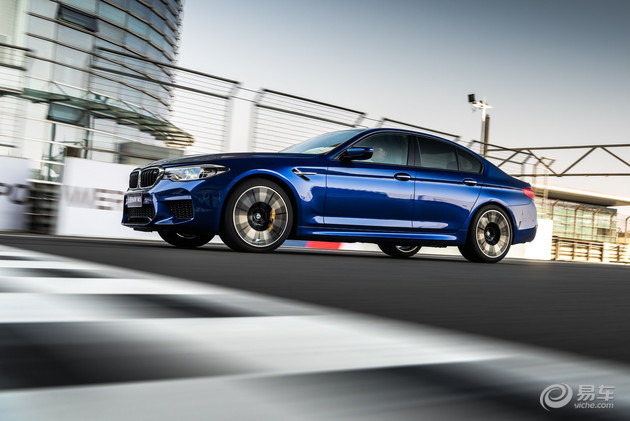 5秒+,亲历全新BMW M5再创传奇
