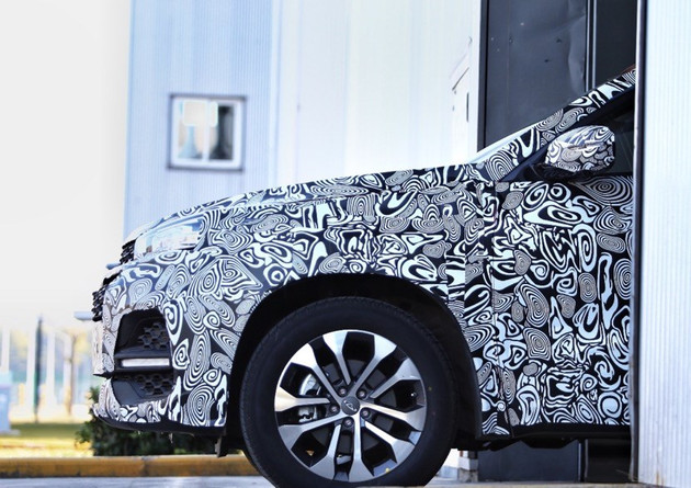 奇瑞全新中型SUV T18实车曝光 7座设计/或2018上半年上市